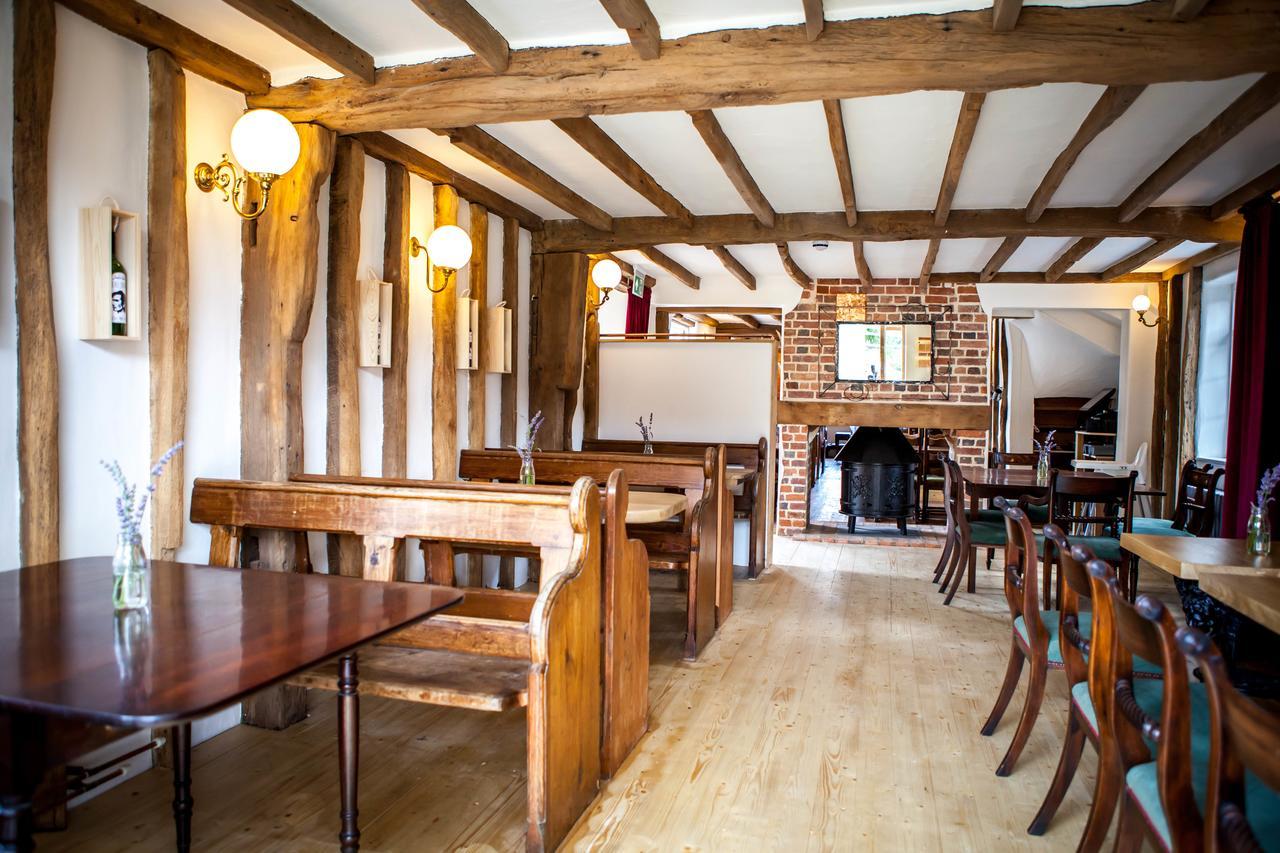 Peasmarsh The Horse & Cart酒店 外观 照片