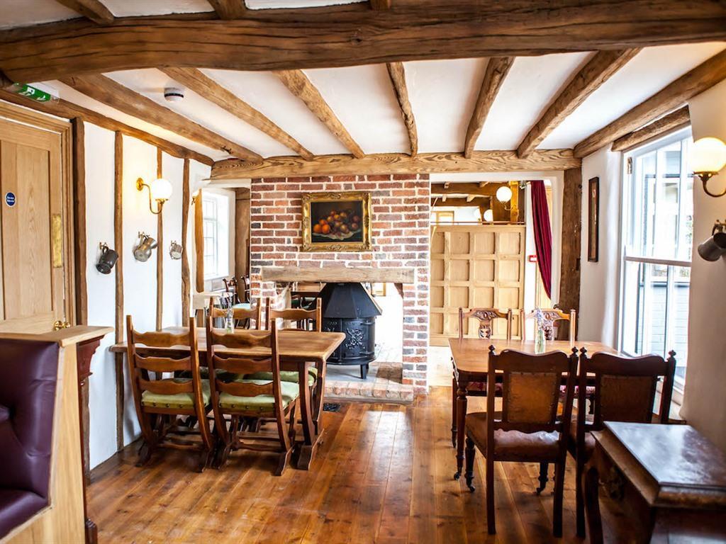 Peasmarsh The Horse & Cart酒店 外观 照片
