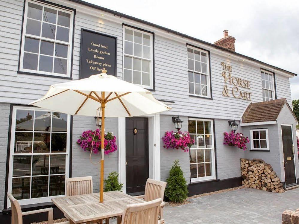 Peasmarsh The Horse & Cart酒店 外观 照片